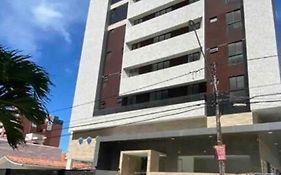 Lindo apt com frente para o mar 3 andar Cabo Branco